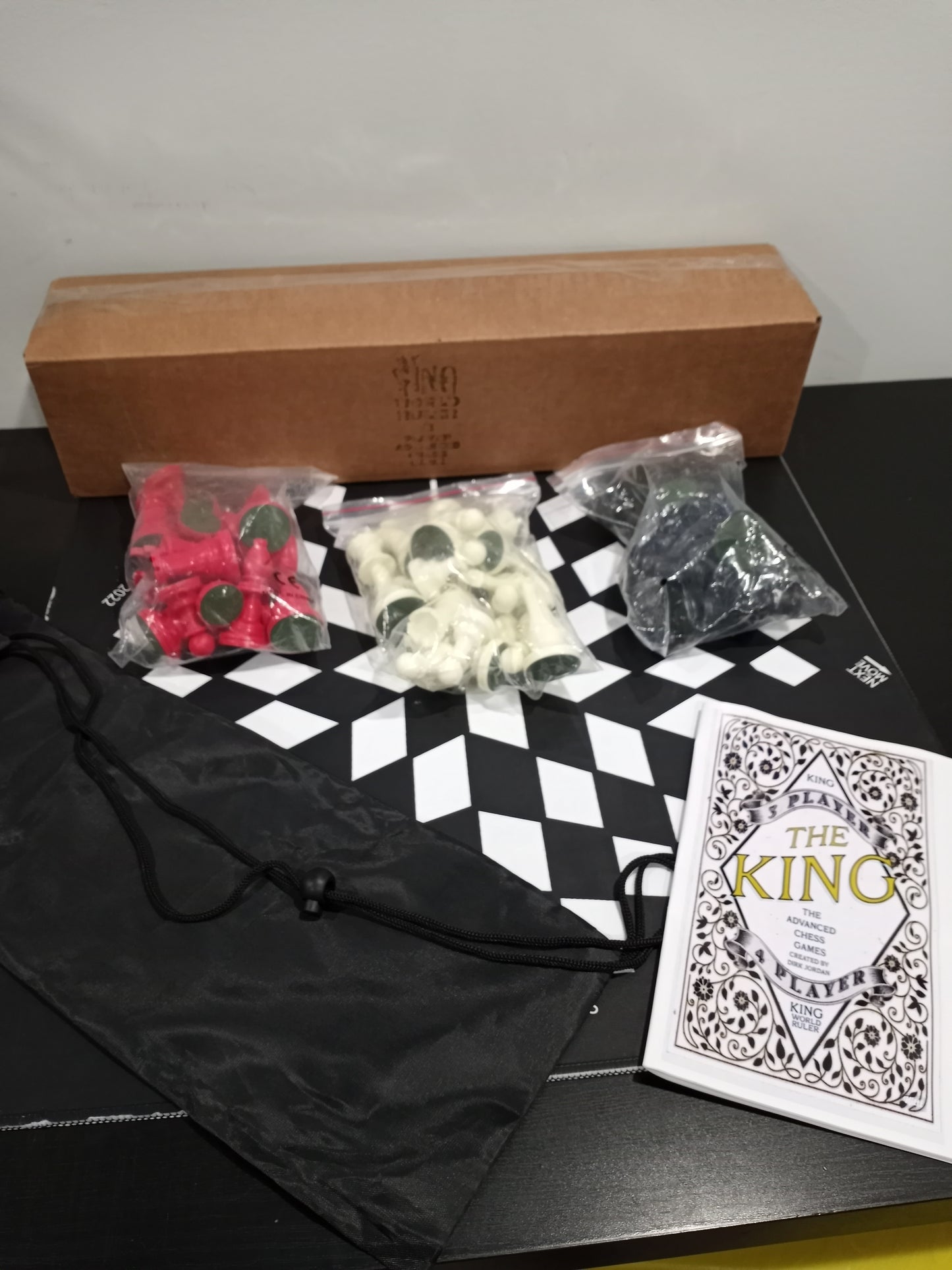 The King & The King World Ruler Advanced 3 and 4 Player Chess